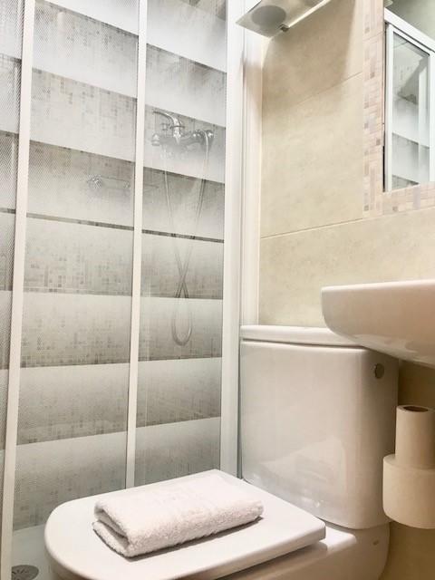 Hostal Badalona Luaran gambar